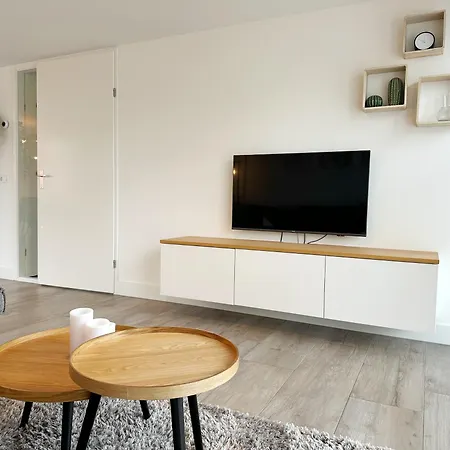 Villa 57 Op Recreatiepark De Wielen Sint Maarten