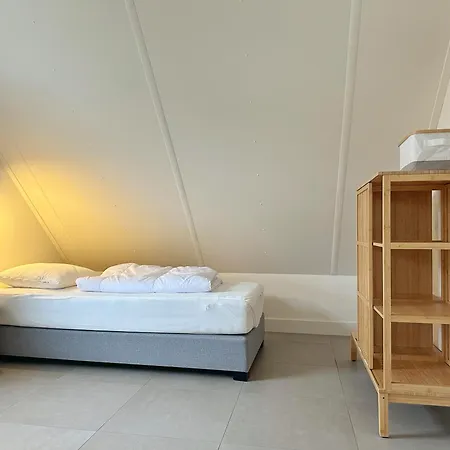 Villa 57 Op Recreatiepark De Wielen Sint Maarten