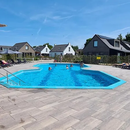 57 Op Recreatiepark De Wielen *