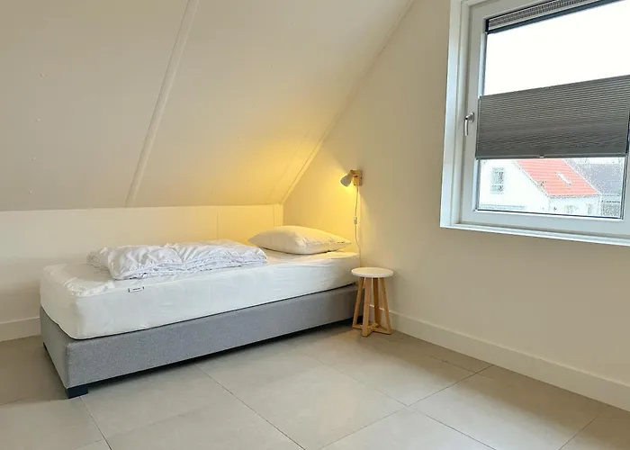 57 Op Recreatiepark De Wielen Villa *