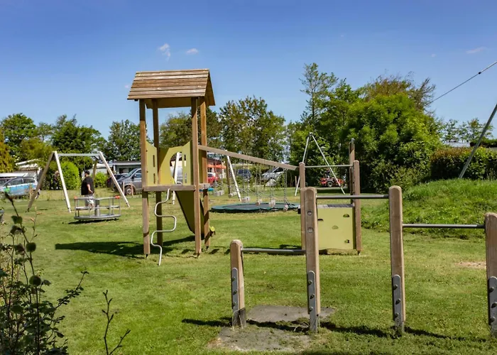 Villa 57 Op Recreatiepark De Wielen