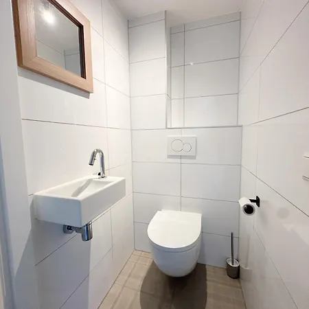 57 Op Recreatiepark De Wielen *