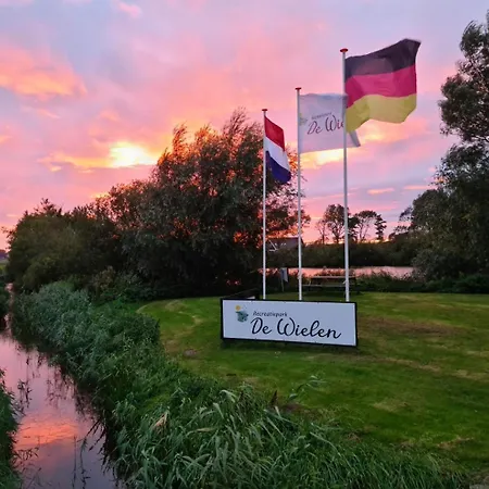 57 Op Recreatiepark De Wielen Villa *